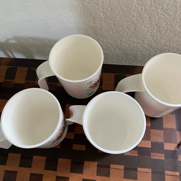 4 Tupperware Ilumina Poinsettia Festive Holiday Stackable Mugs Red White 350ml - Picture 10 of 14